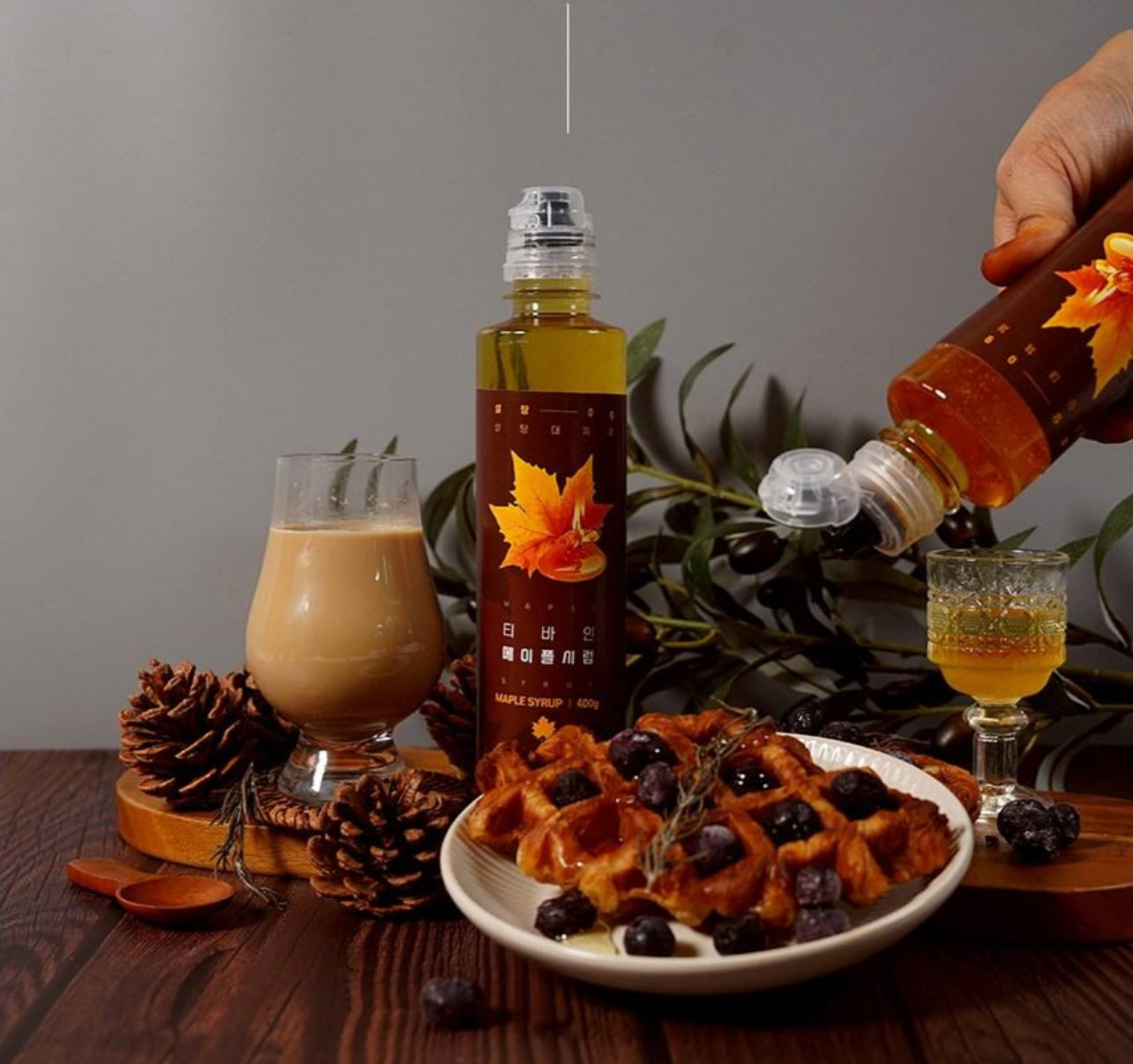 TIVINE Maple Syrup ทีวายน์ 
ไซรัปเมเปิล (Maple Syrup) 400ml.