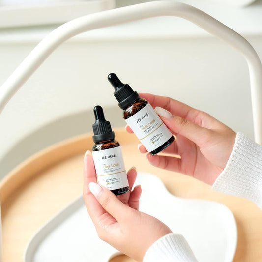 H02 Jee Herb เซรั่มมะกรูดอัญชัน  ลดผมร่วง  ผมร่วง รังแค คันหนังศรีษะ นุ่มลื่น ผมดูสุขภาพดีเงางาม (1แถม1)